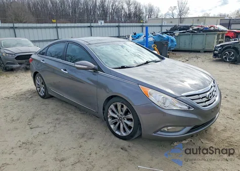 2013 Hyundai Sonata Se z USA, uszkodzony, nr VIN 5NPEC4AB4DH559953